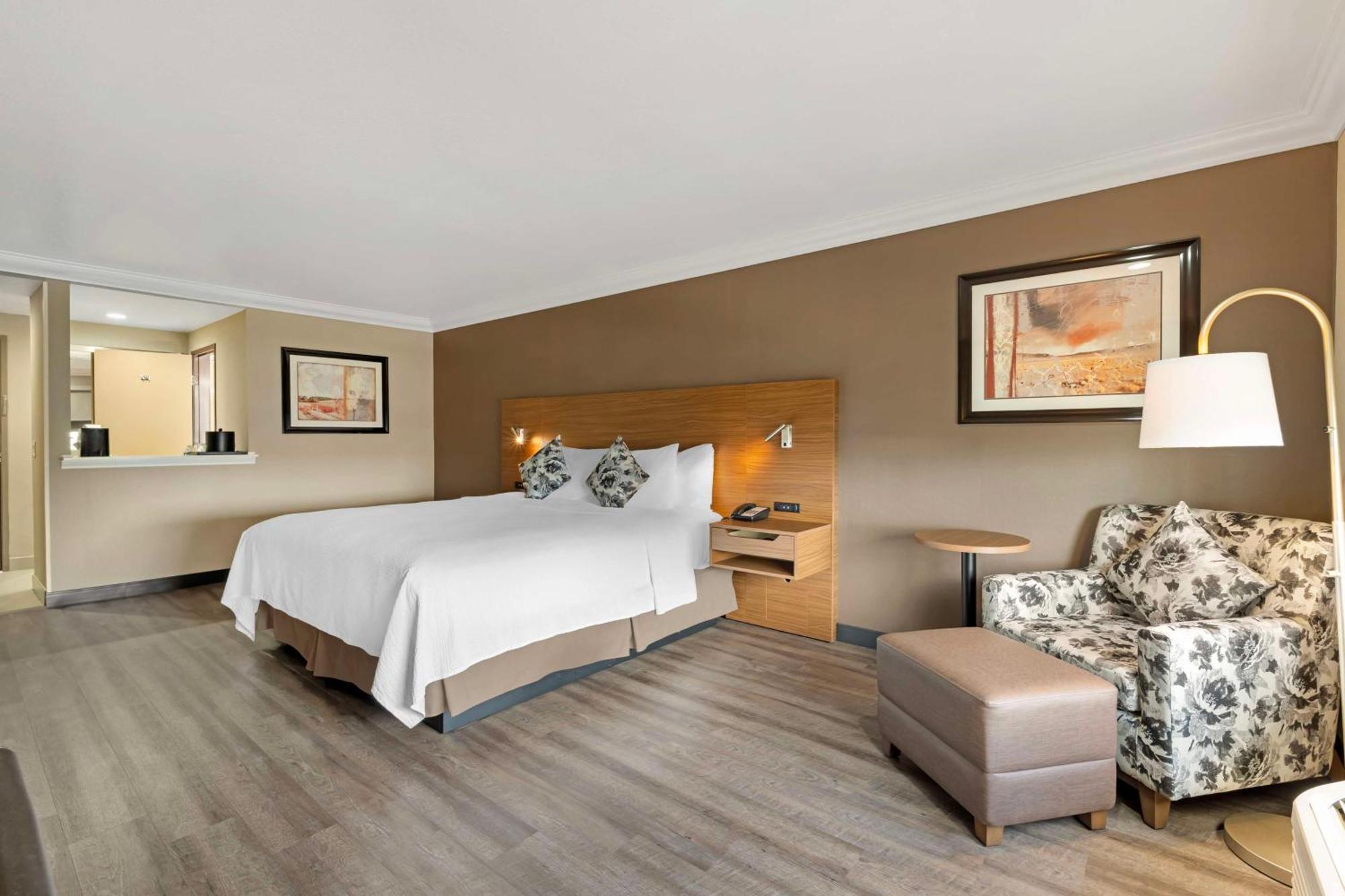 Best Western Plus Newport Mesa Inn Costa Mesa Extérieur photo