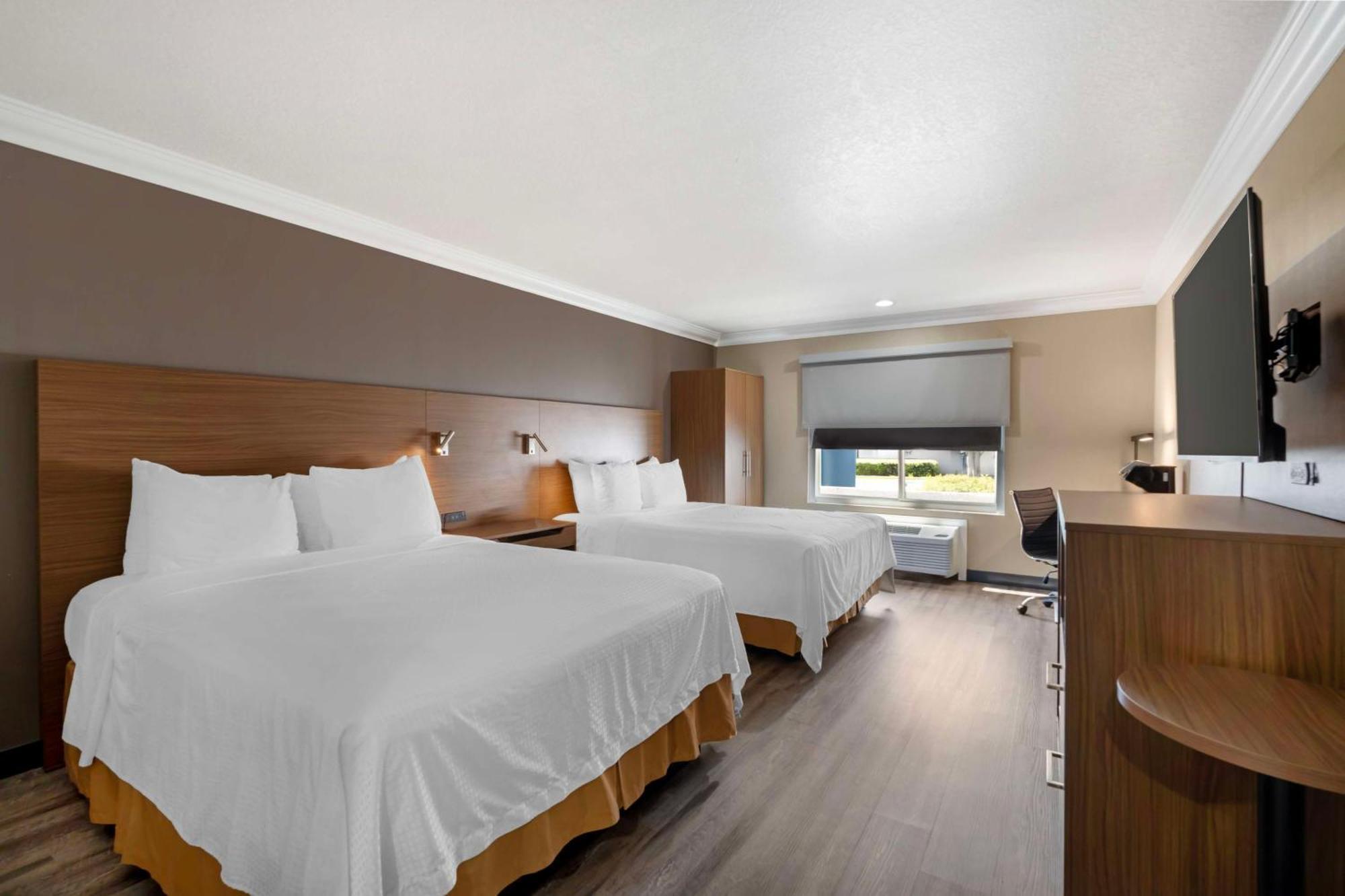 Best Western Plus Newport Mesa Inn Costa Mesa Extérieur photo